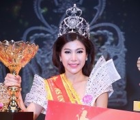 Lâm Hải Vi đăng quang ngôi vị Hoa hậu Doanh nhân Hoàn vũ 2017