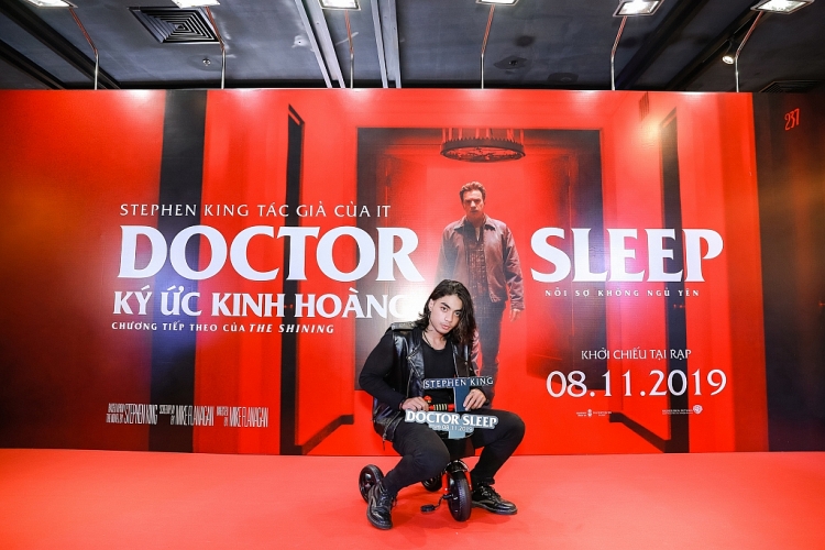 dan sao viet dinh dam hoi ngo chao don sieu pham kinh di doctor sleep ky uc kinh hoang