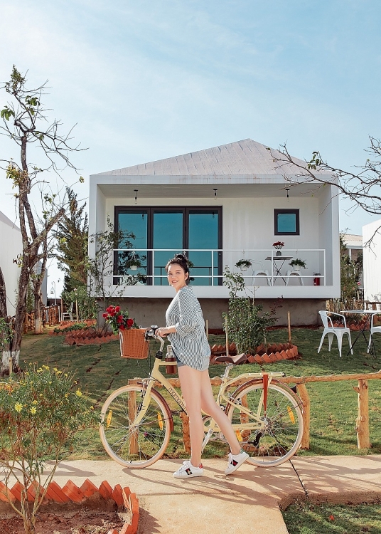 ly nha ky chinh thuc khai truong resort khung o da lat