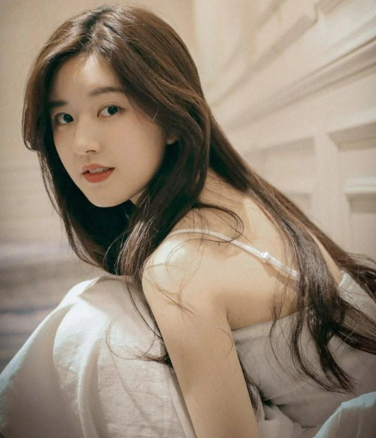 Rộ tin 'Vụng trộm không thể giấu' chốt Triệu Lộ Tư và Trần Triết Viễn, dân mạng đồng loạt phản ứng gay gắt