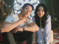 Fan ‘Snowdrop’ đẩy hashtag mong Jisoo và Jung Hae In sớm tái hợp